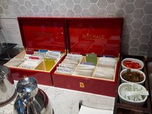 LGW Flounge got red boxes.  I thought they looked quite smart but I didn’t sample any. 