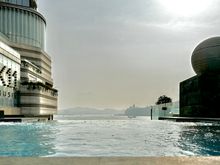 Infinity Jacuzzi 