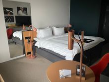 Regular room (our suite is mostly as pictured above by PTahCha)
