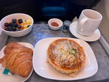 MSP - HND: Prearrival onion quiche; the ham quiche out of DCA was better