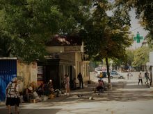 "Daily life". Streets of Chisinau.
