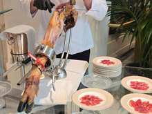 Free flow Iberico ham