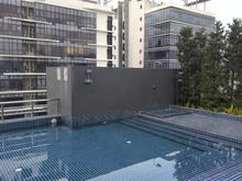 Rooftop pool - kids