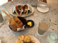 breakfast a la carte