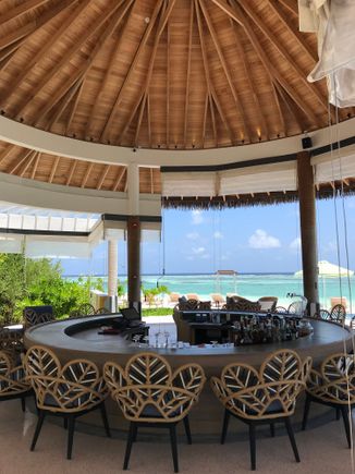 Riviera Bar