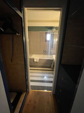 Baggage room to bathroom 