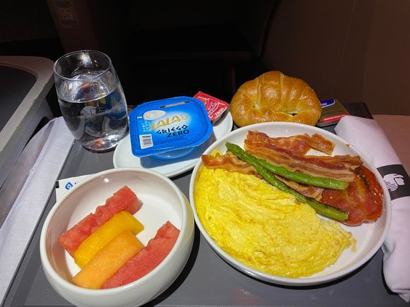 Pretty good breakfast this past weekend. More of that lovely Asparagus 😋