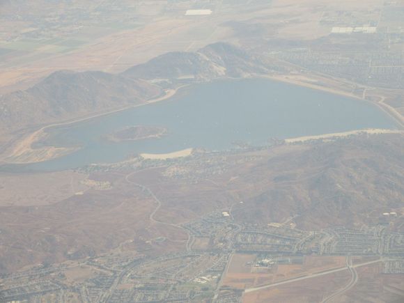 WN4307 HOU-LAX  Lake Perris