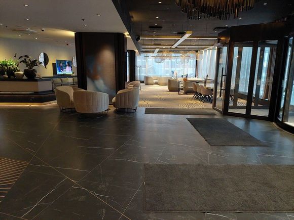 Lobby / Crowne Plaza Helsinki Hesperia