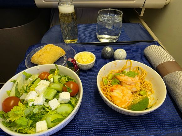 I enjoyed the salad and prawn starter. 