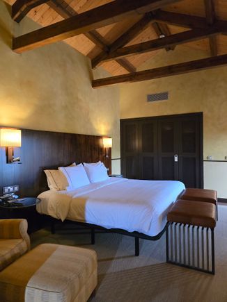 A right proper king-sized bed. No "two twins pushed together" nonsense here.