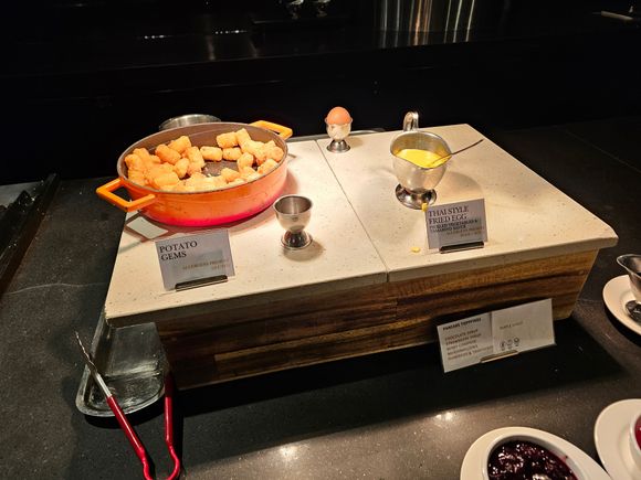 Breakfast buffet