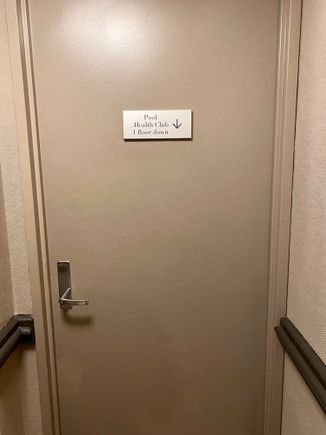 Following the maze to the fitness room