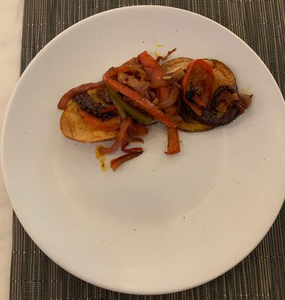 Can you the octopods? (Lunch menu)