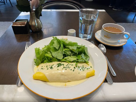Omelette (excellent, but I preferred the Chilaquiles which I forgot to take a photo of)