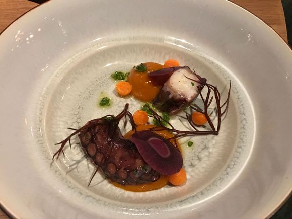 First course - darn why didn't the restaurant have a written explaination of the courses so i could snap a picture of it to remember what we have eaten!