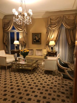 6th Floor Executive Suite 