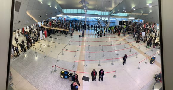 Qantas security emptied 8am rush in Melbourne 