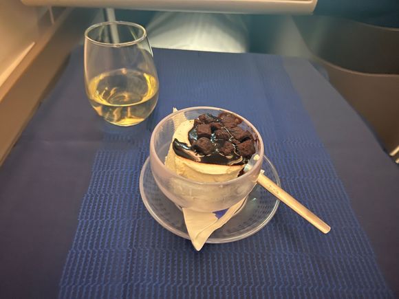 First time I’ve had the sundae served appropriately thawed rather than a rock solid block that I couldn’t eat for 30 mins. Made a big difference and was pretty good 