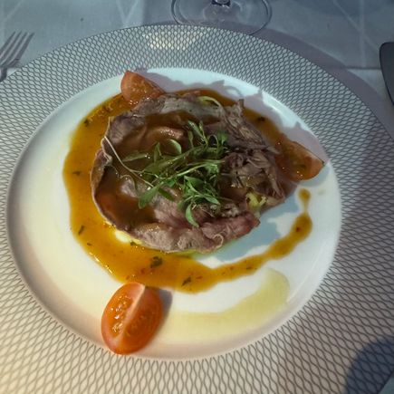 Beef Tataki with papaya salad