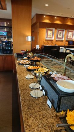 Buffet in the Clublounge.