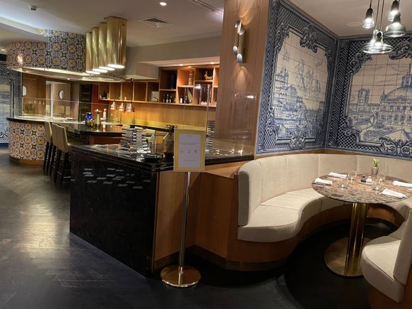 Akla restaurant