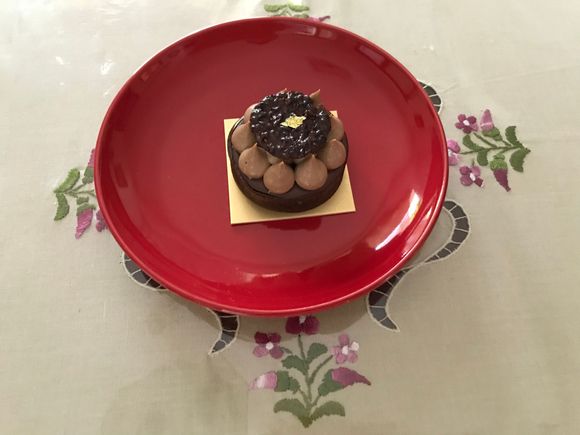 Hmm .. chocolate hazelnut tart