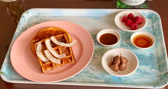 Lemon hotcake & coconut waffles 