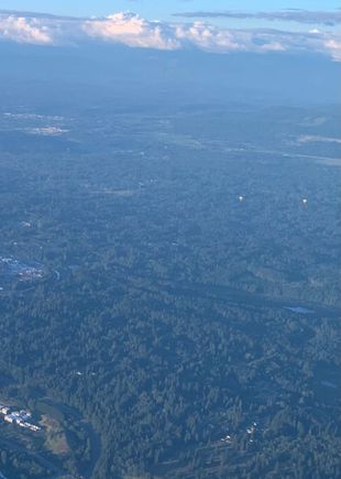 hot-air balloons in the Sammamish Valley
