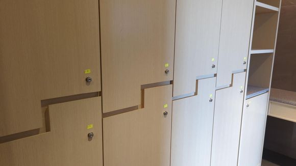 Gym - lockers