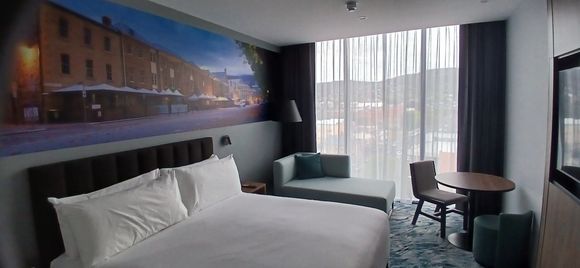 King Guest Room Mountain View