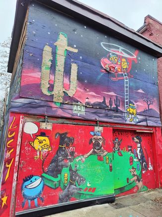 Street art in Kensington. I was hoping to see some more as last time I was there 10 years ago, but I guess I did not recall where to go...