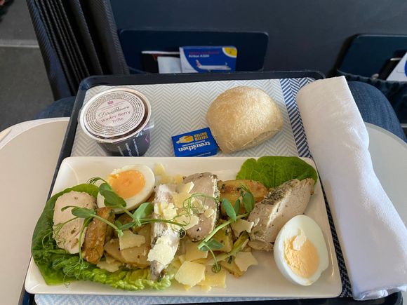 GLA to LHR - Lemon pepper chicken with egg and Parmesan, enjoyed it.