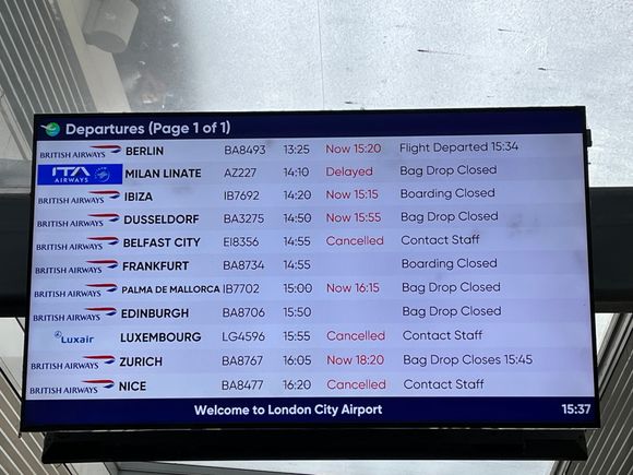 LCY departures board