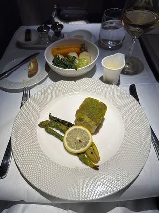 Tasty and well cooked fish and excellent veg 