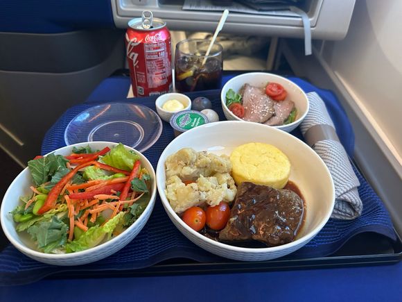Main Meal Served w/ Appetizer to speed up service given the 3.5-hour delay | communicated by crew and fully justified