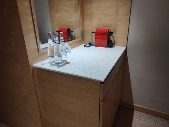 Coffee and tea making facilities 