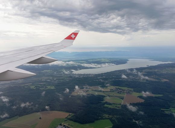 Circling around the Starnberger See while waiting for the weather to clear before landing at Munich 