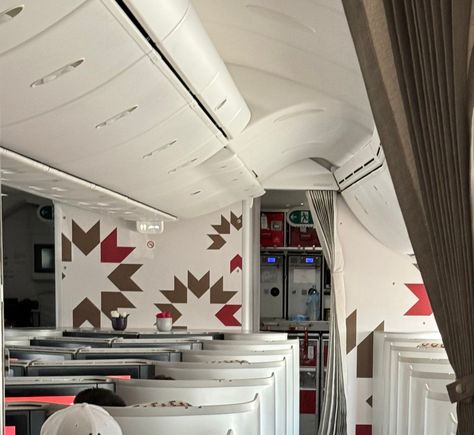 1-2-1 J cabin on the 789 (the 788 is 2-2-2)