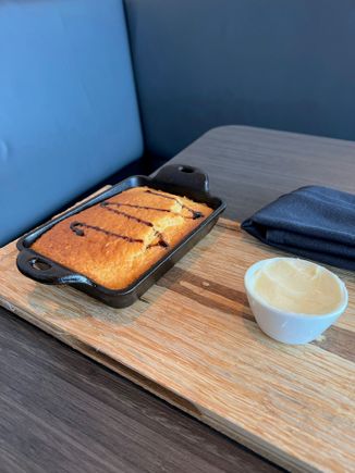 Cornbread good, but a little crumbly