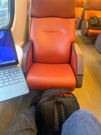 NS Intercity 3759 Dordrecht to Venlo, 1st class compartment, somewhere outside Leiden.