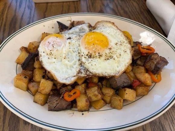 Brisket Hash at 5th Street Diner