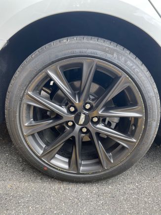 These optional rims are not a good idea for a rental car. This car is less than a month old and it's already all scratched...