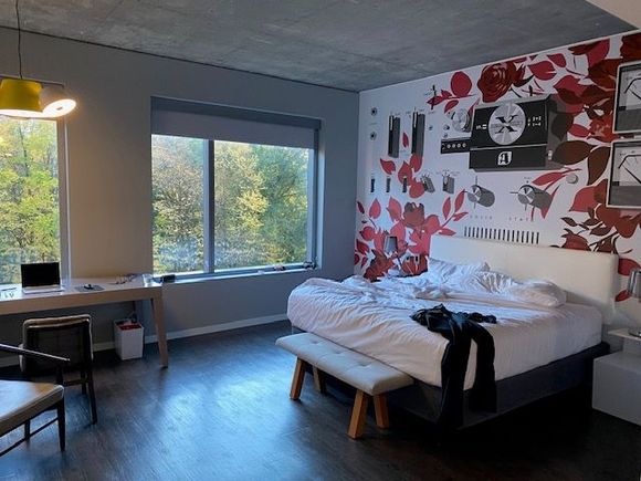 Bed area -TV on opposite site of bed