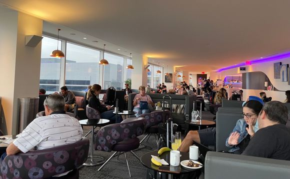 LAX second SkyClub, T2