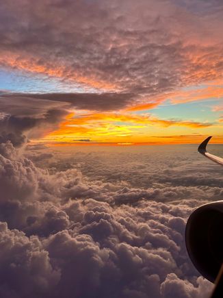 Fantastic sunset on departure from TPE.