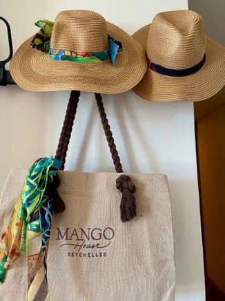 Mango House' s welcome gifts, hats & Tote bag
