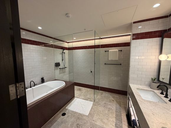 Bathroom there is a separate WC in the living room