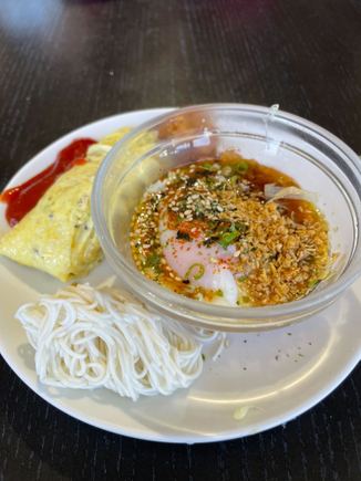 Japanese cold noodles with a truffled omelette