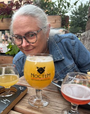 which of course came in a logo glass 🍺 😸